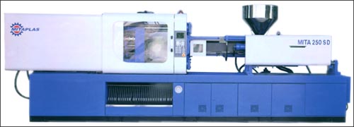 precision injection molding machine